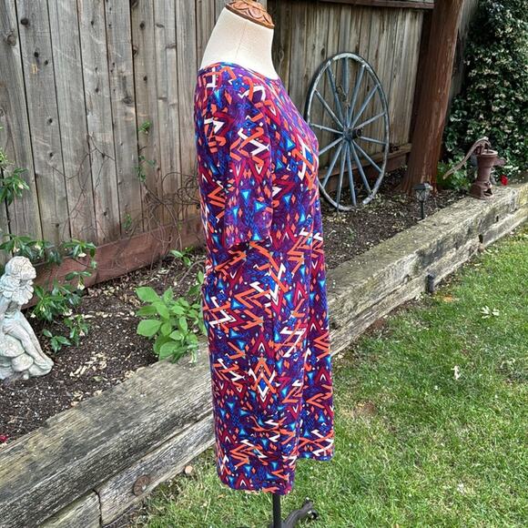 NWT Lularoe Julia Geometric Shift Dress Scoop Neck ½ Sleeves Women's Size Medium - Picture 3 of 9